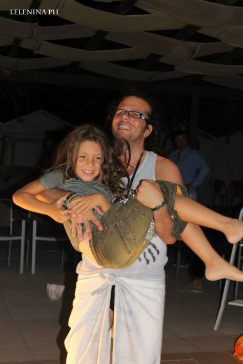 10514673_10201938676340311_7459813846120270049_n